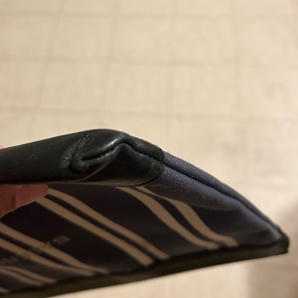 Balenciaga Canvas Striped Navy Clip Unisex Pouch - Picture 4 of 9